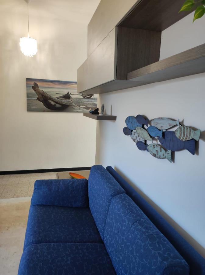 Appartamento Vicino Al Mare Con Parcheggio Riva Ligure Luaran gambar